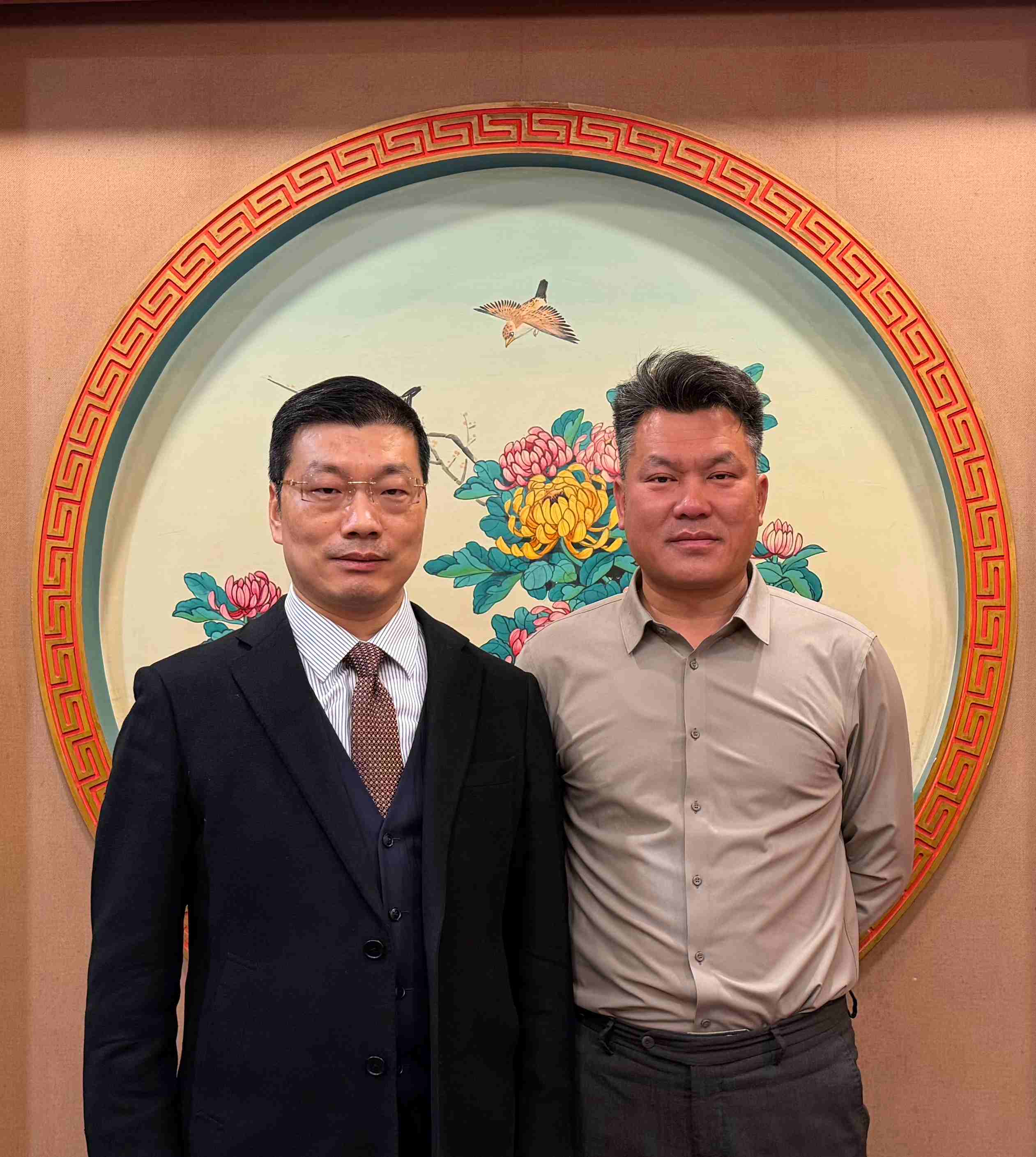 合影照片1.jpg